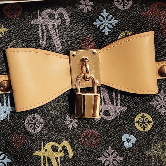 Tweedy Bow Monogram Signature Satchel Purse Bow Snap Closure Black Multicolor - Picture 4 of 11